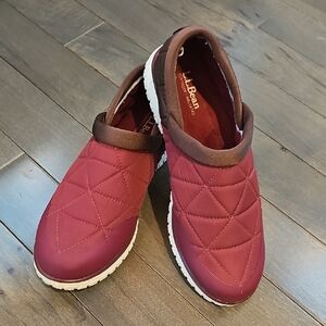 L.L. Bean Ultralight Primaloft Water Resistant Quilted Slip-On Shoes, Wo…